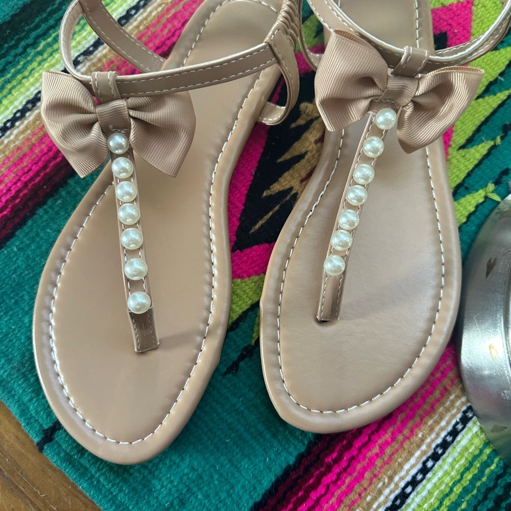 Pearl sling back sandals .. NEW size 9